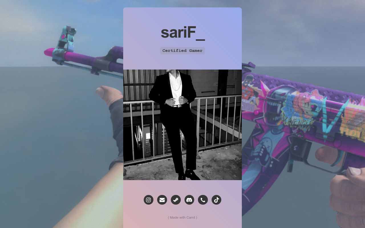 Carrd profile picture for @sarif